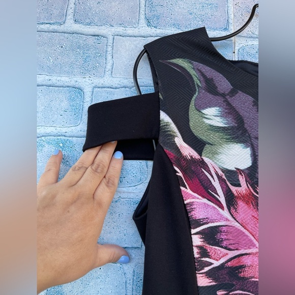 TED BAKER Black Floral Jacquard Eden
Dress size 1 / small - Picture 4 of 12